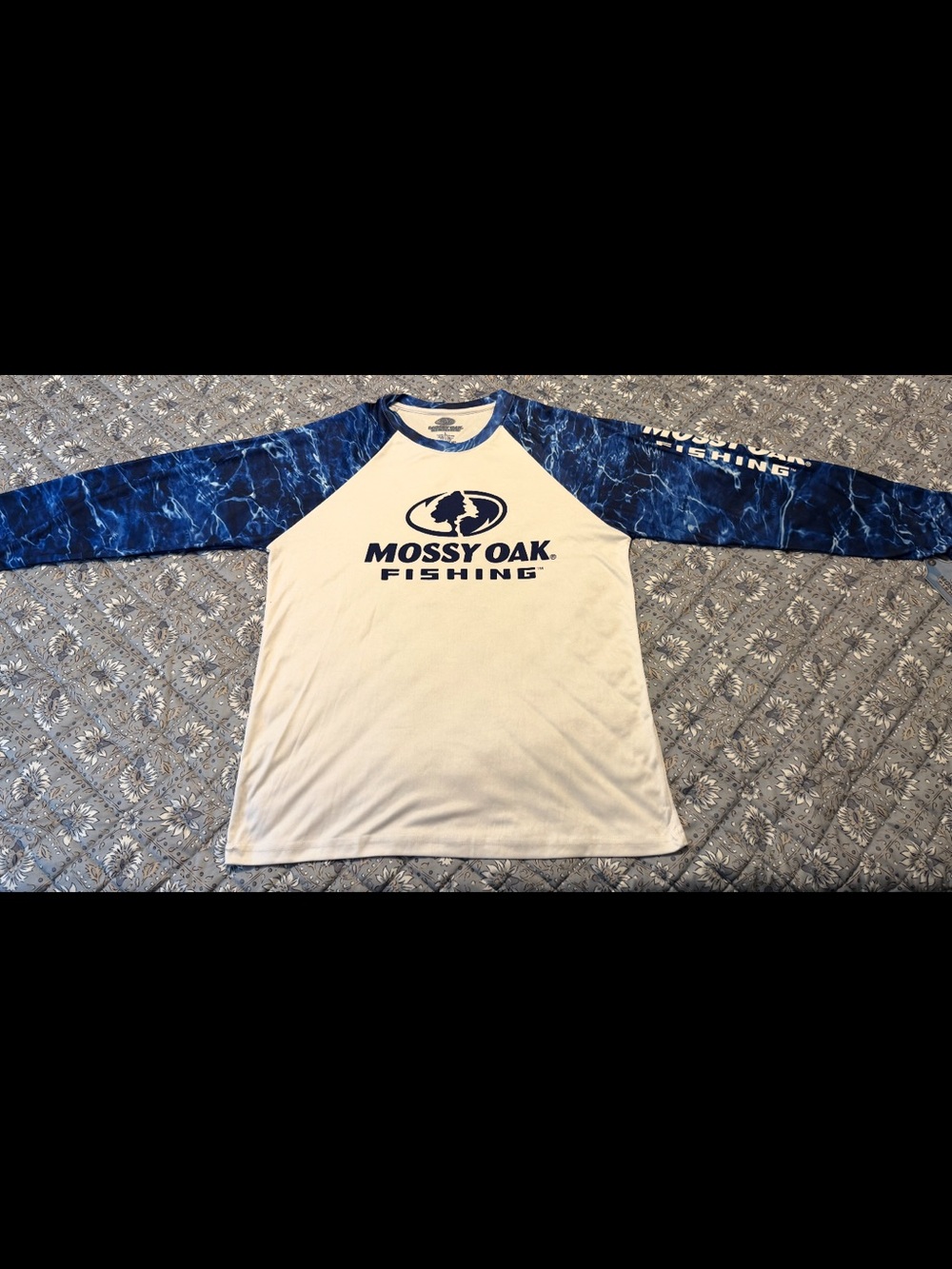 Mossy Oak Fishing Long Sleeve shirt - White & Blue New
